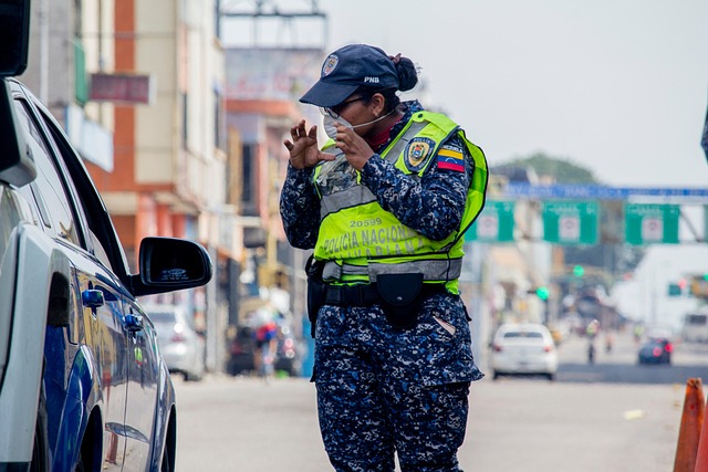 Policía venezolana alude a cambios en asilo para venezolanos